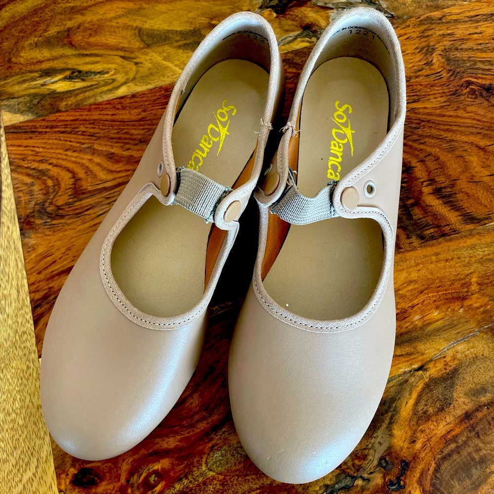 Tap shoes